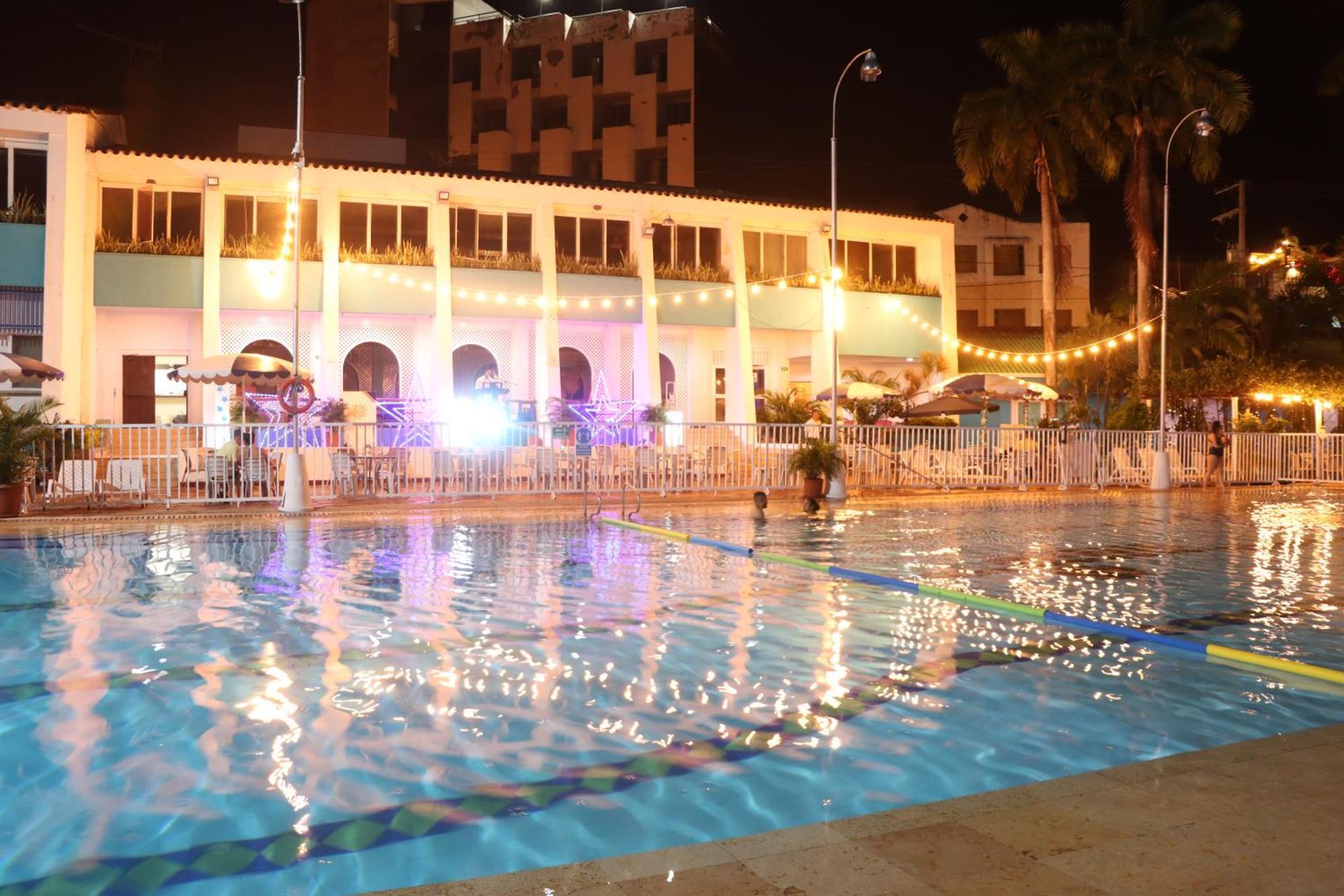 Hotel Bachue Girardot Exterior photo